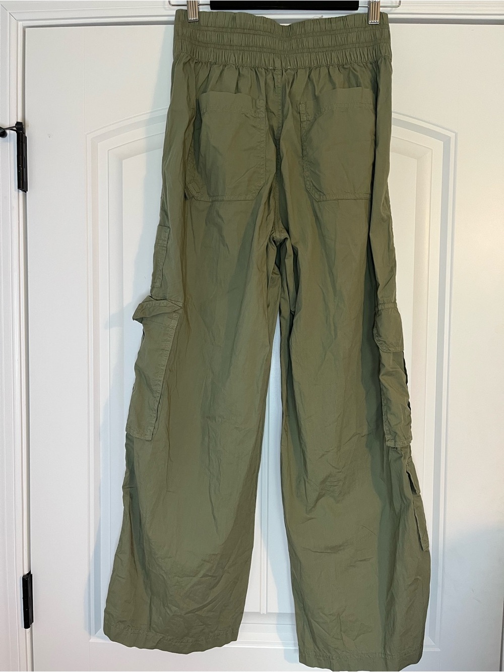 Aerie Easiest Cargo Pant Olive Green Size Small NWT - Picture 9 of 10